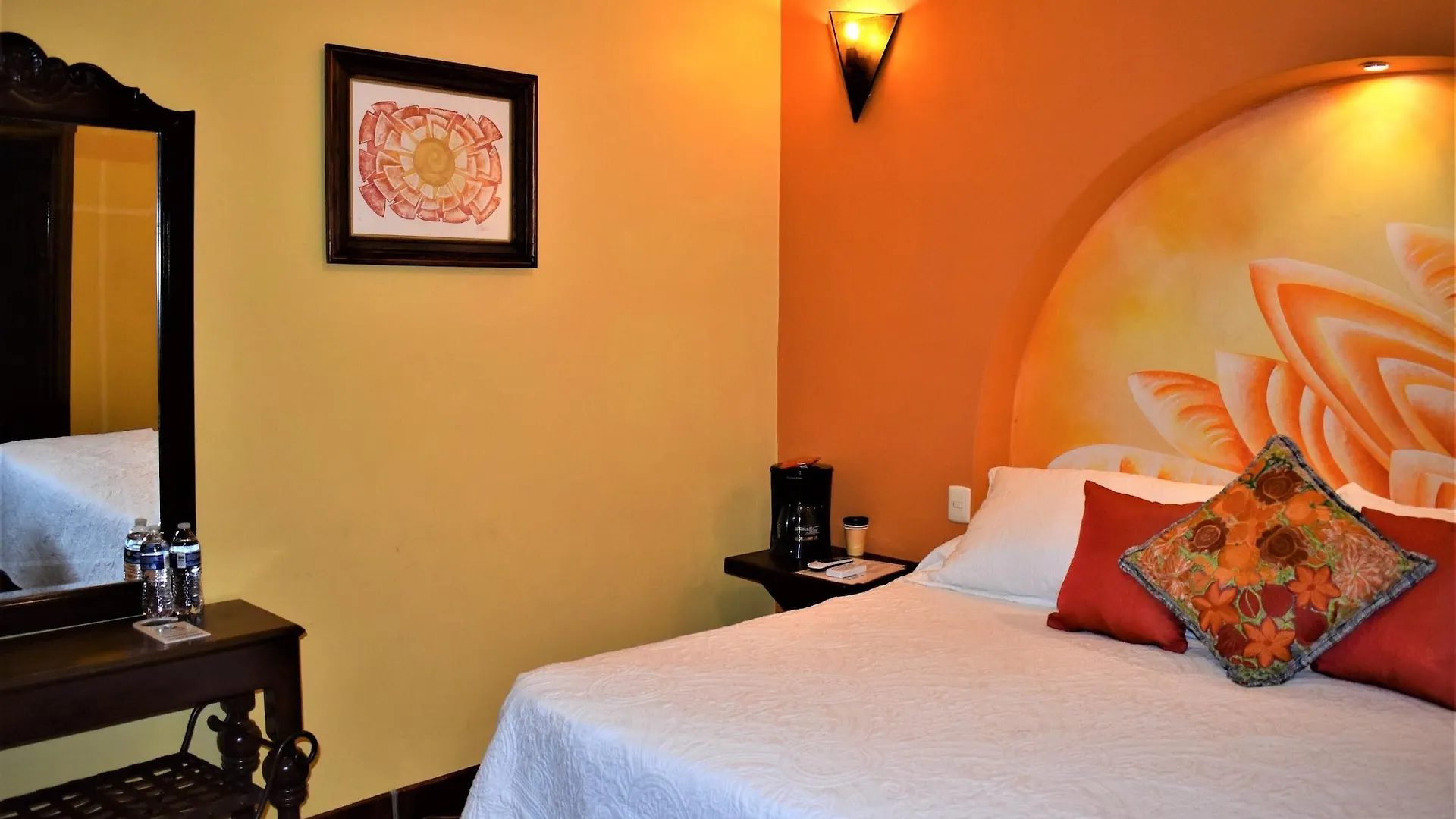 La Villa Del Ensueno Boutique Hotel Tlaquepaque Mexico